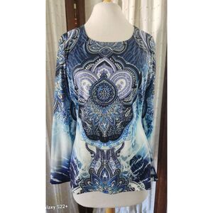 F88 Pierri scoop neck knit top Blue Kaleidoscope pattern w sparkly silver studs